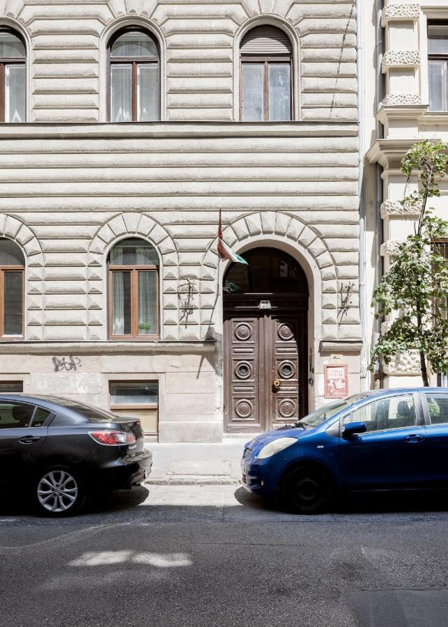 Luxe, Historic Home Near Downtown Landmarks 19Th Century Budapest Exterior photo